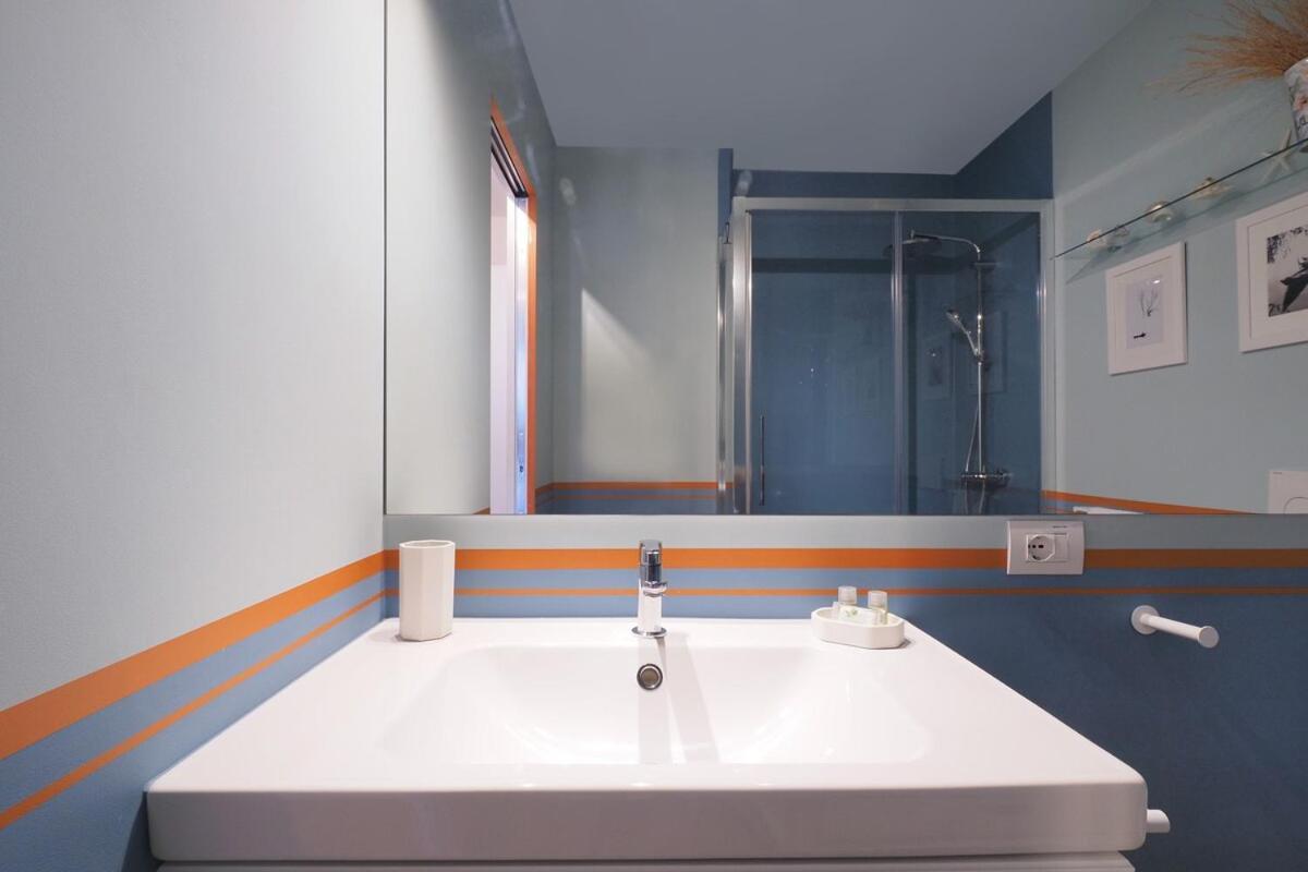 Quiet One Bedroom Near Tortona District Milan